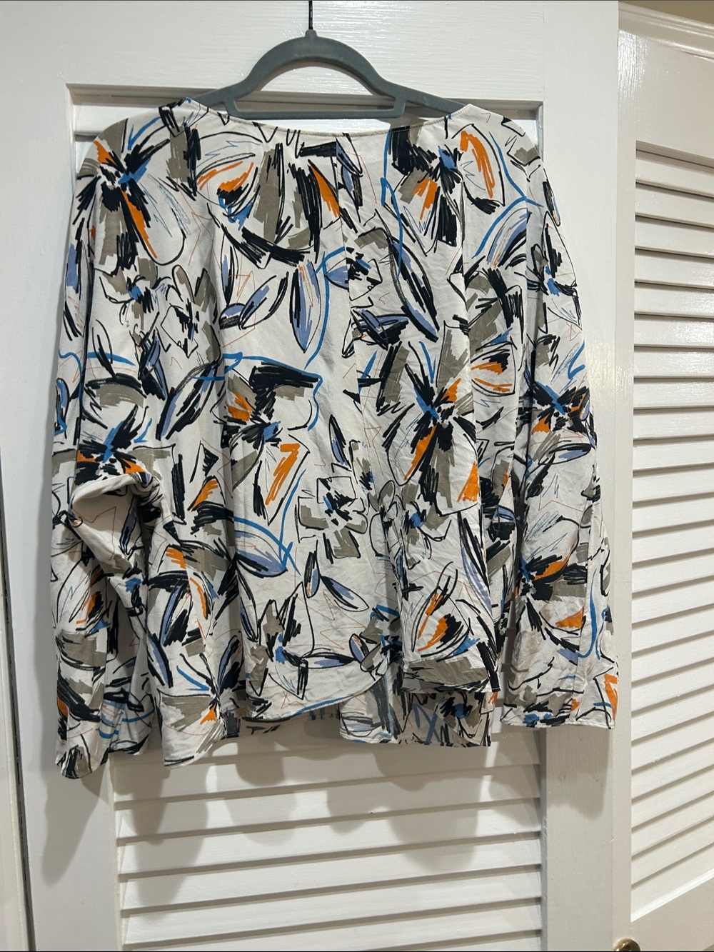 MM.LaFleur Cream Blouse with Blue, Black & Orange Brushstrokes 100% silk